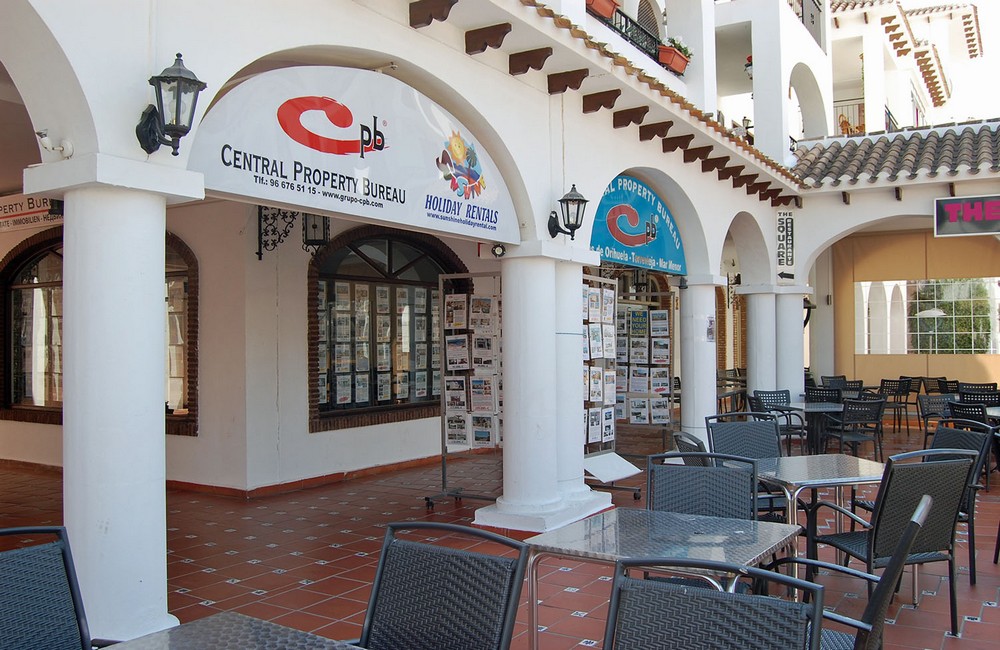Central Property Bureau Villamartin Plaza 4