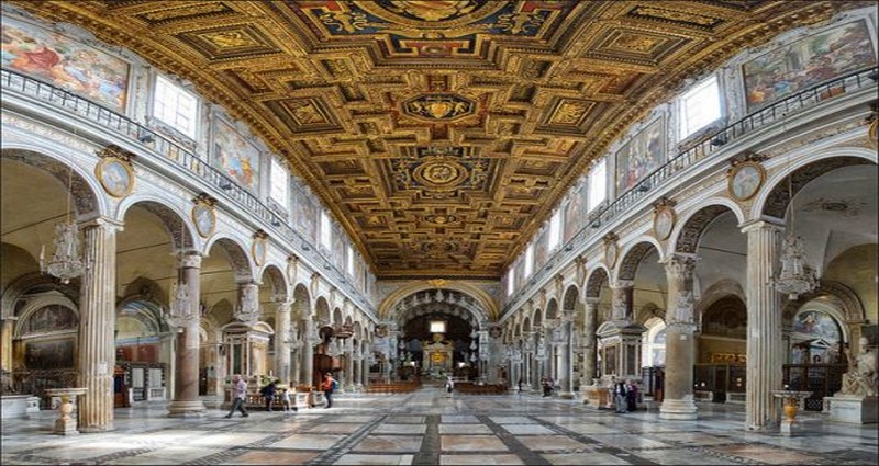 The Basilica of Santa María from In The Sun Holidays 2