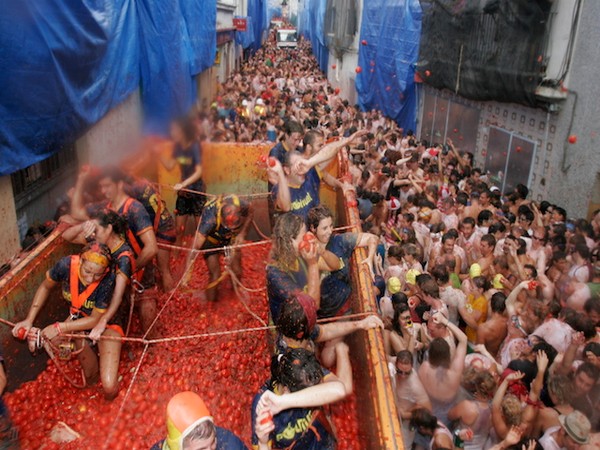 La Tomatina in Buñol with In The Sun Holidays 1