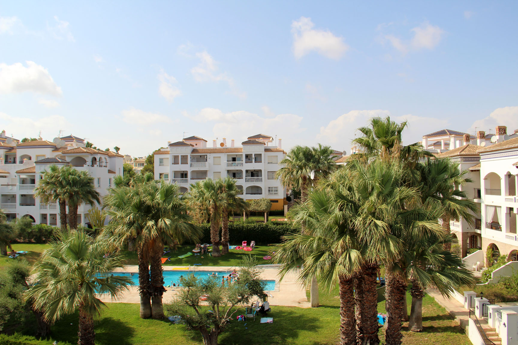 2 bed Apartment in Villamartin Plaza for Holiday Rental ID 1738