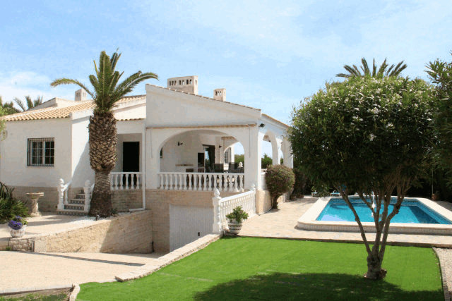 itsh 1553262456RFOTWN ref 1098 mobile 1 Stunning 4 bed Villa in Villamartin Villamartin