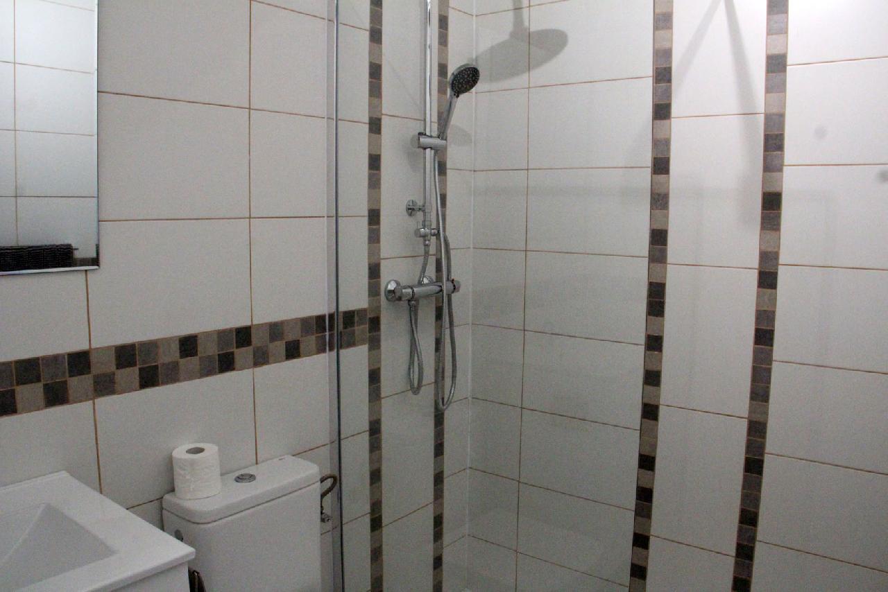 itsh 1669757541HFBJXV ref 1794 mobile 9 Bathroom  / Shower Villamartin Plaza