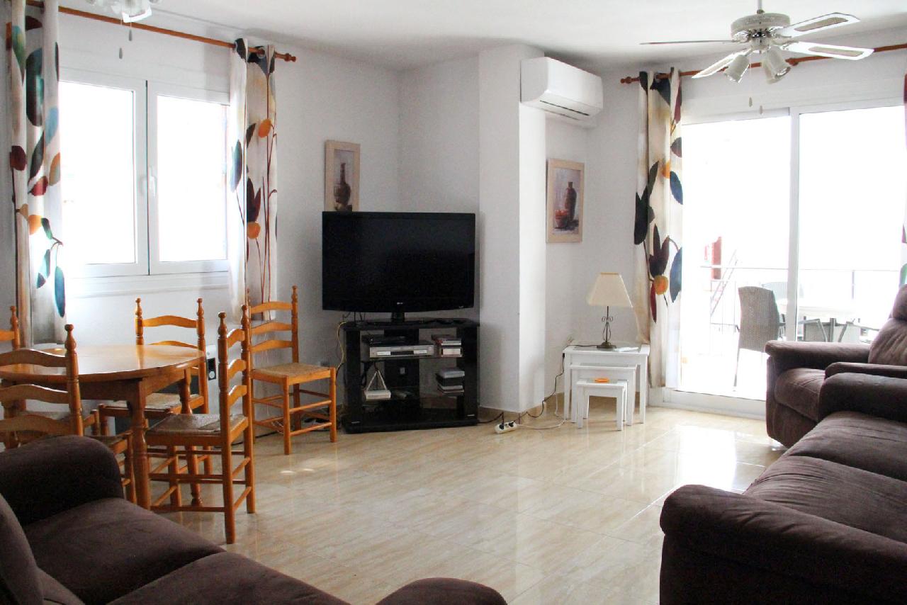 itsh 1680032543JWOXBR ref 1802 1 Spacious Living Room, All TV Channels and FREE wifi Villamartin Plaza