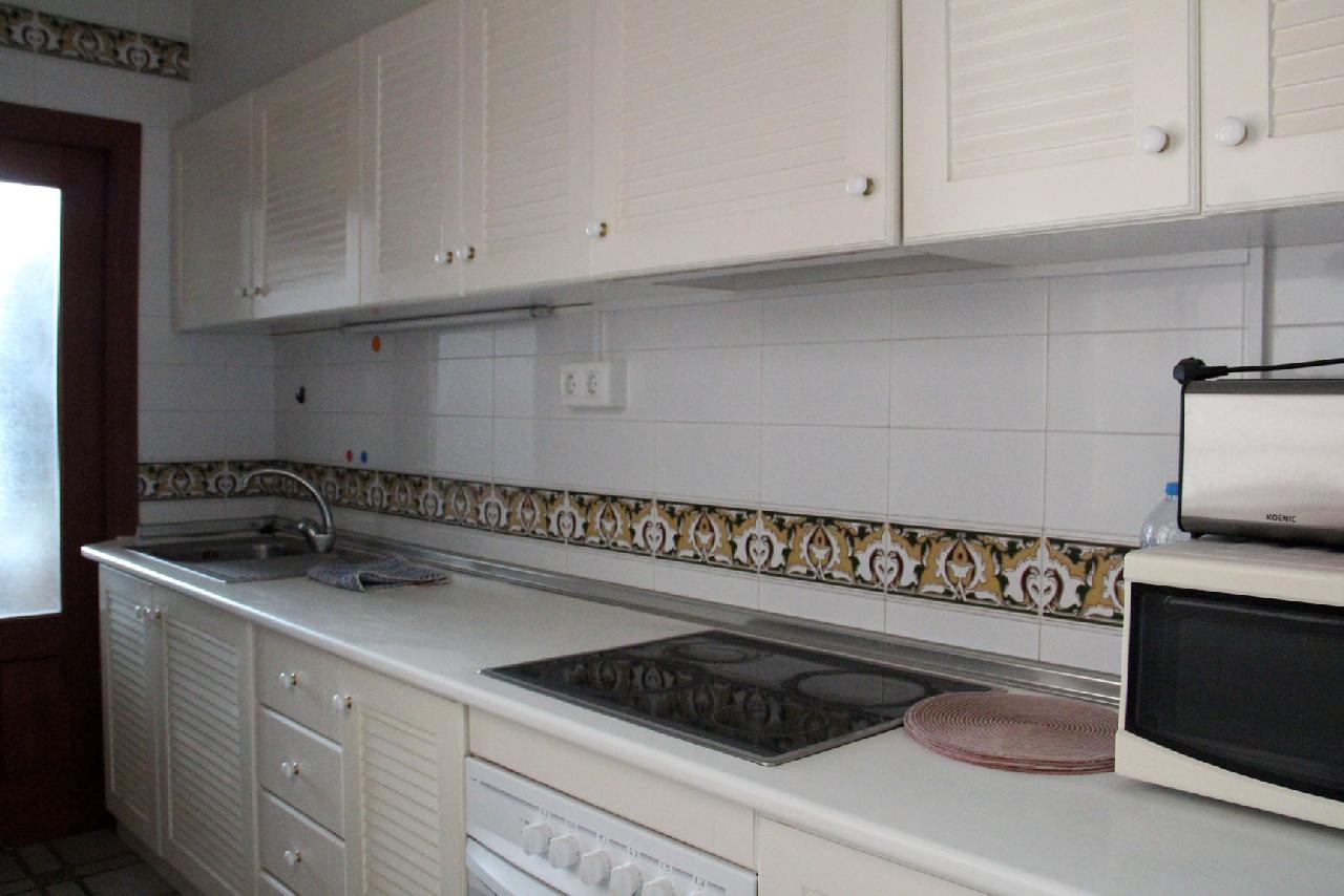 itsh 1684344573WGTFDA ref 1806 mobile 8 Fully fitted Kitchen Villamartin Plaza