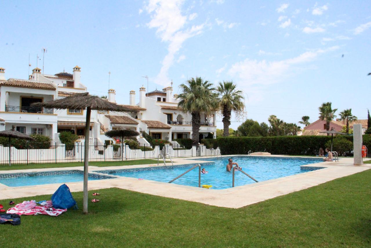itsh 1687447917JHPTNA ref 1805 mobile 2 Communal pool for the apartment Valencias South
