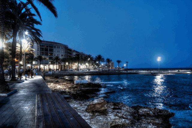 itsh 1553262456RFOTWN ref 1098 mobile 22 Torrevieja water front at night Villamartin