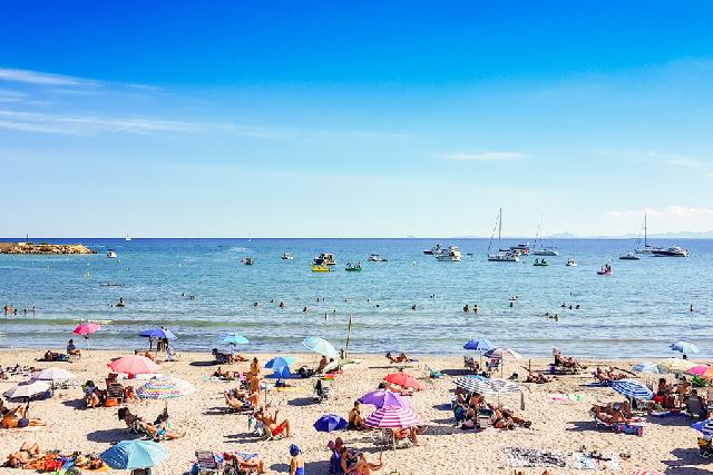 itsh 1774889592EKMIRW ref 1835 mobile 18 Cabo Roig beach Cabo Roig