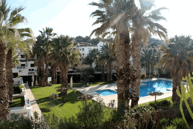 itsh 1578332977JCAXUS ref 1753 mobile 13 Views from the balcony to the pool Villamartin