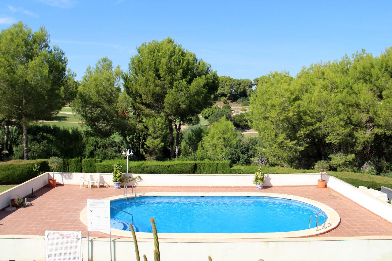 itsh 1634506291HJIOLG ref 1770 mobile 2 Terrace views communal pool and golf course Villamartin