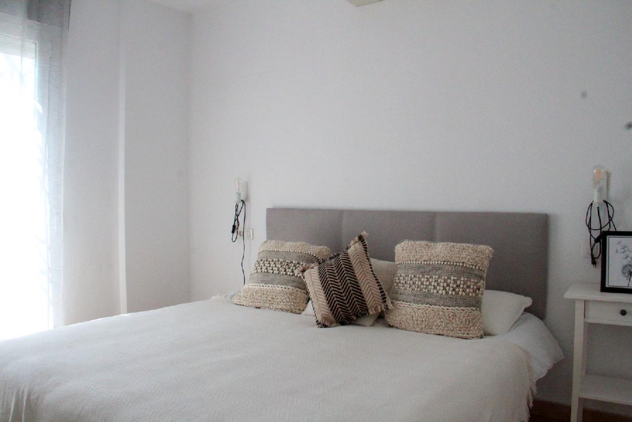 itsh 1774892945BJCLRO ref 1838 mobile 11 Master bedroom Villamartin