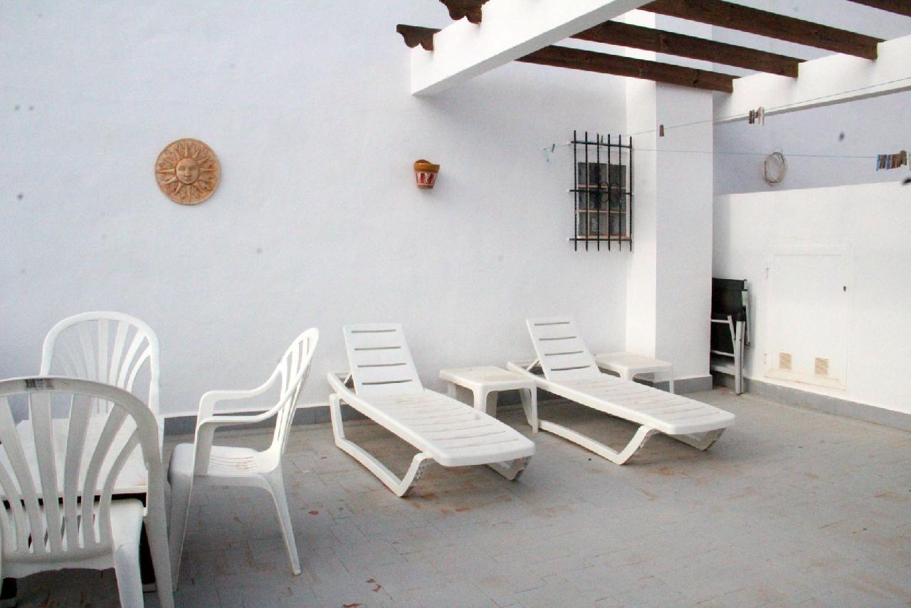itsh 1743451375VMAEFB ref 1831 mobile 10 Large terrace for dining & sunbathing Villamartin