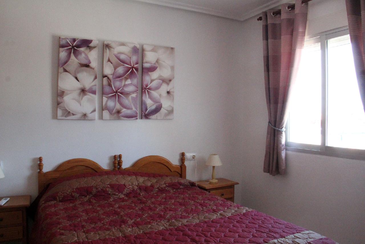 itsh 1774889592EKMIRW ref 1835 mobile 8 Master bedoom Cabo Roig