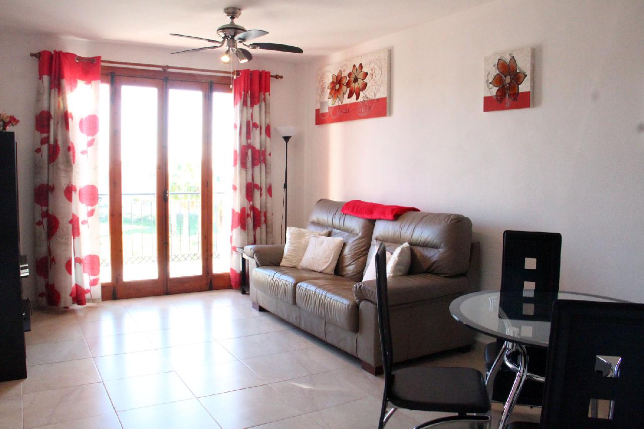 itsh 1678219883SJKATP ref 1801 mobile 3 Spacious living room with full TV and FREE WIFI Villamartin Plaza