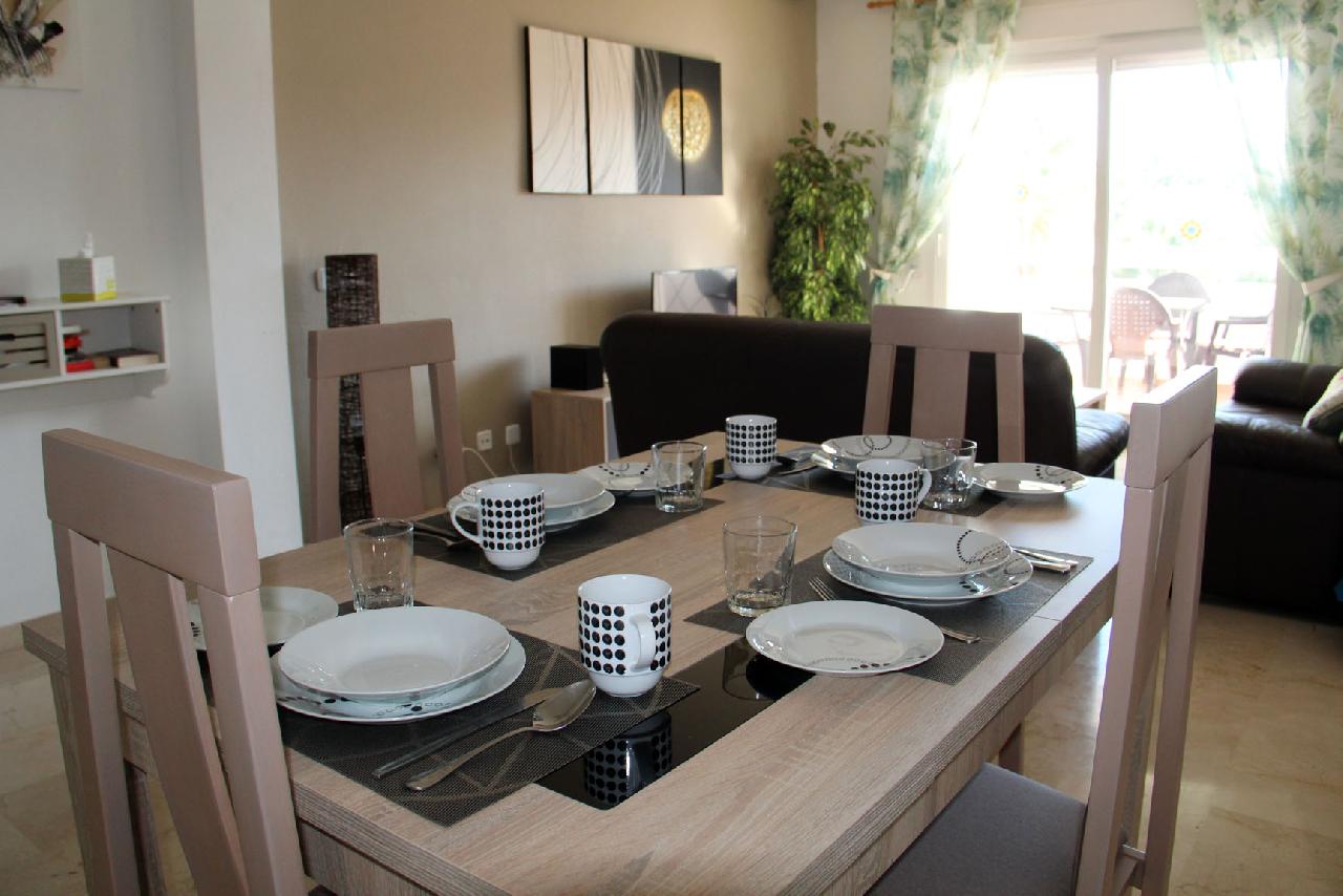 itsh 1522073443SBLKHO ref 1719 mobile 5 Lovely dining area for 4 people Villamartin Plaza