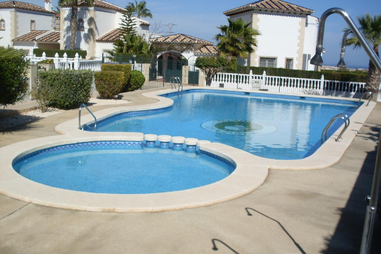 itsh 1679762112RJKBAG ref 1797 mobile 2 Communal pool Las Violetas