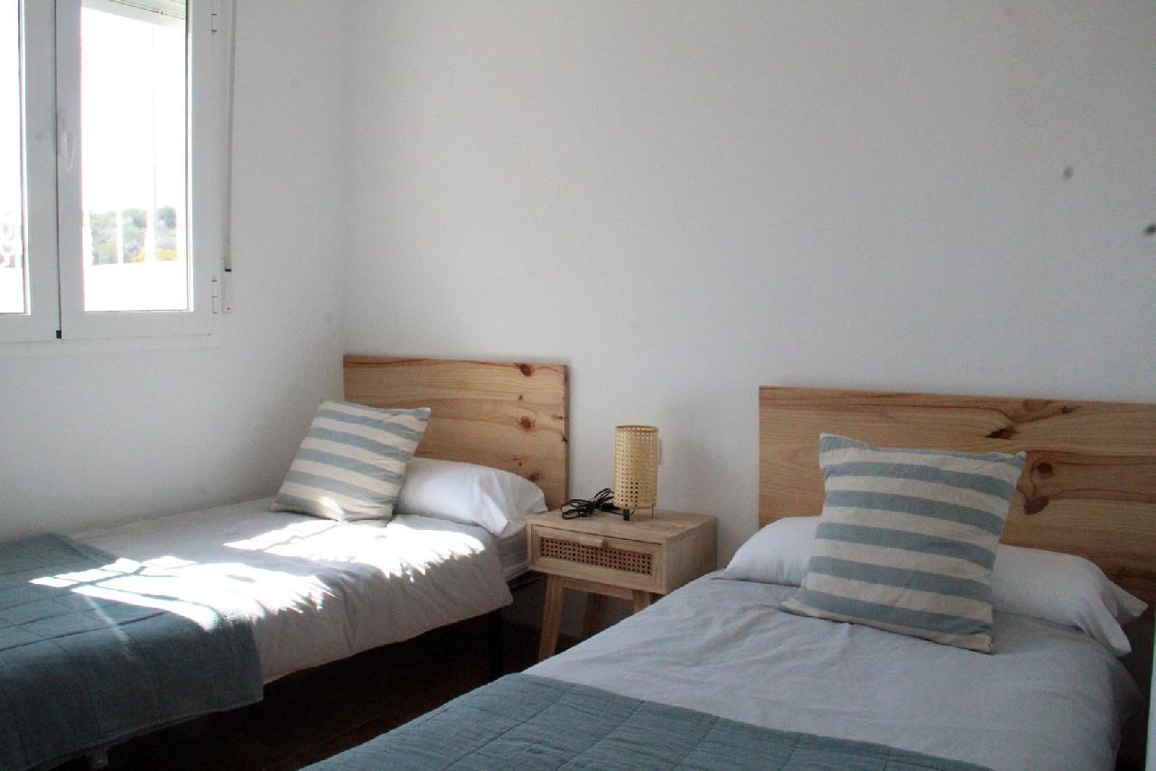 itsh 1774892945BJCLRO ref 1838 mobile 9 Bedroom downstairs Villamartin