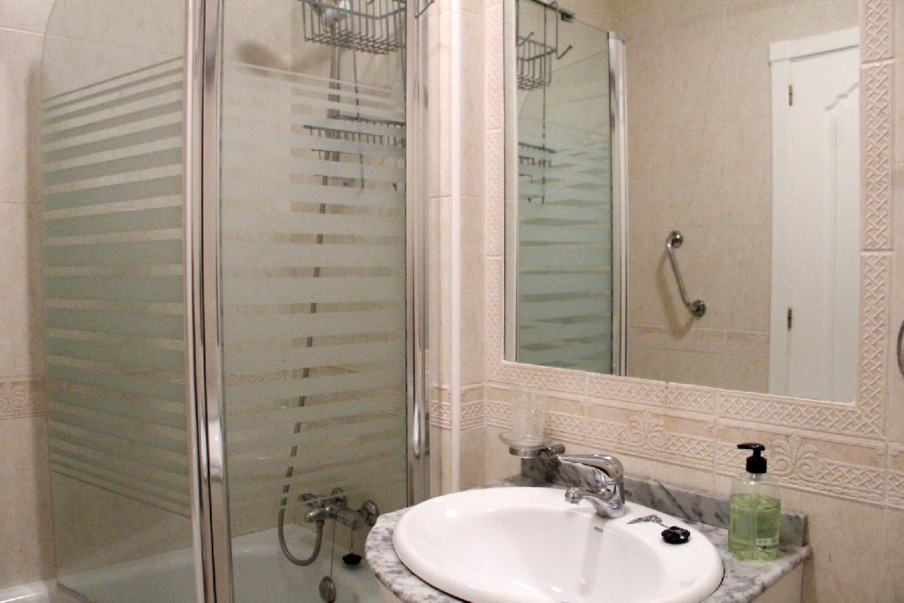 itsh 1699283857FORJHE ref 1814 mobile 15 Family bathroom downstairs Villamartin