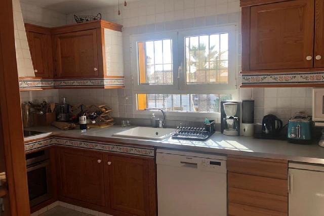 itsh 1691769563JONBRY ref 1811 mobile 7 Kitchen with all mod con's Villamartin