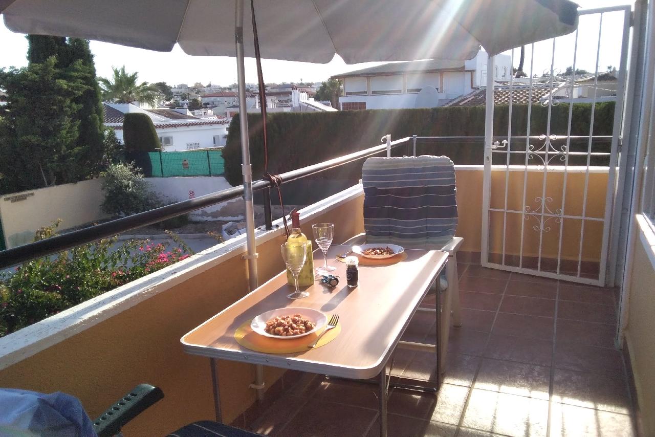 itsh 1643144287ZNKHCL ref 1775 mobile 1 Relax on the balcony to the morning sunrise Villamartin