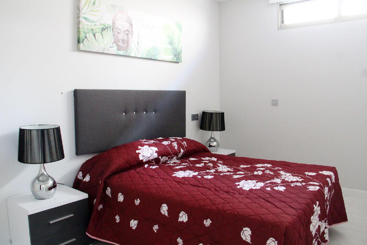 itsh 1756052110TGJMCL ref 1832 mobile 18 Bedroom 4 downstairs with ensuite Villamartin