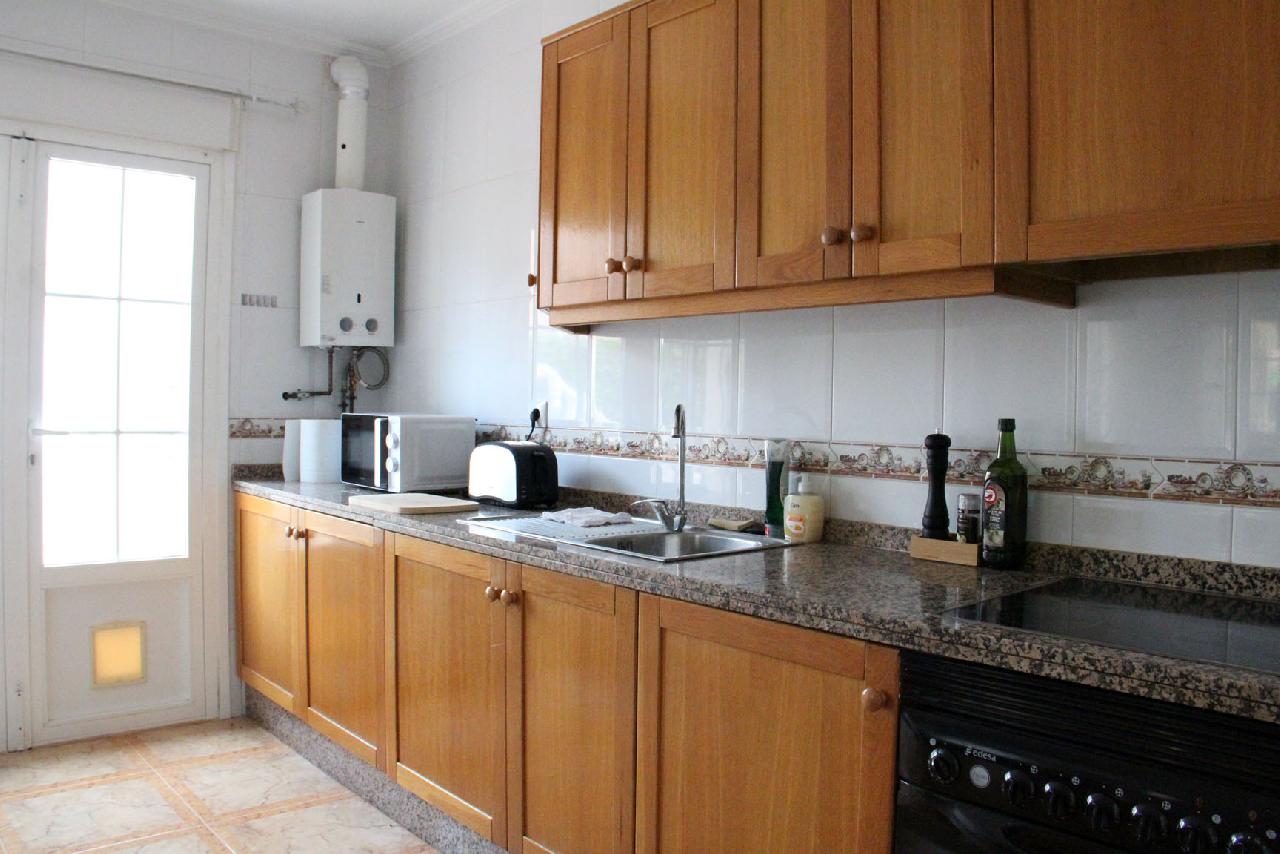 itsh 1655236940FVWCJP ref 1788 mobile 5 Fully fitted Kitchen Villamartin