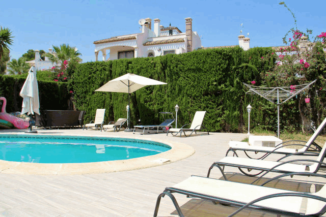 itsh 1553326322TKPGOV ref 1742 mobile 16 Relax in the sun around your private pool Villamartin