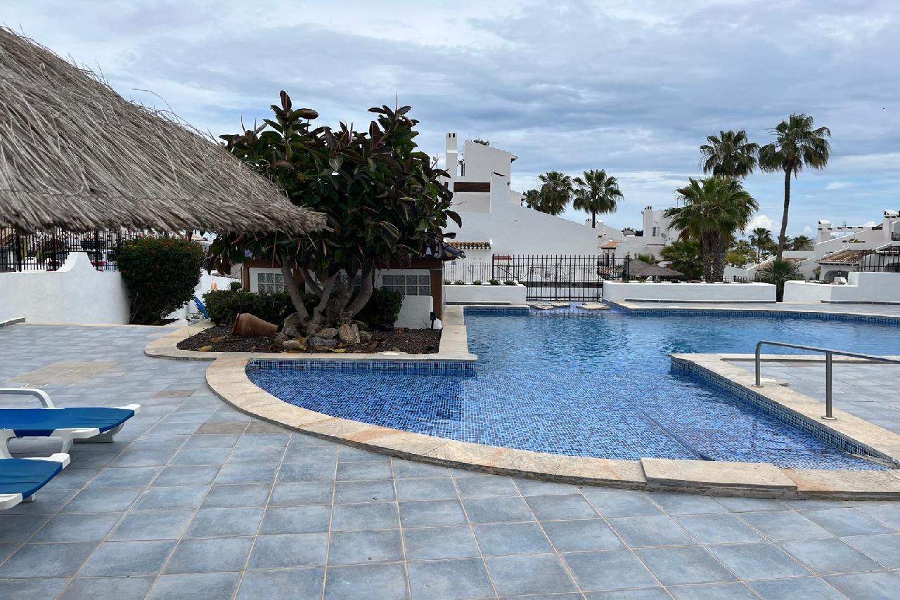 itsh 1743451375VMAEFB ref 1831 mobile 14 Communal Pool Villamartin