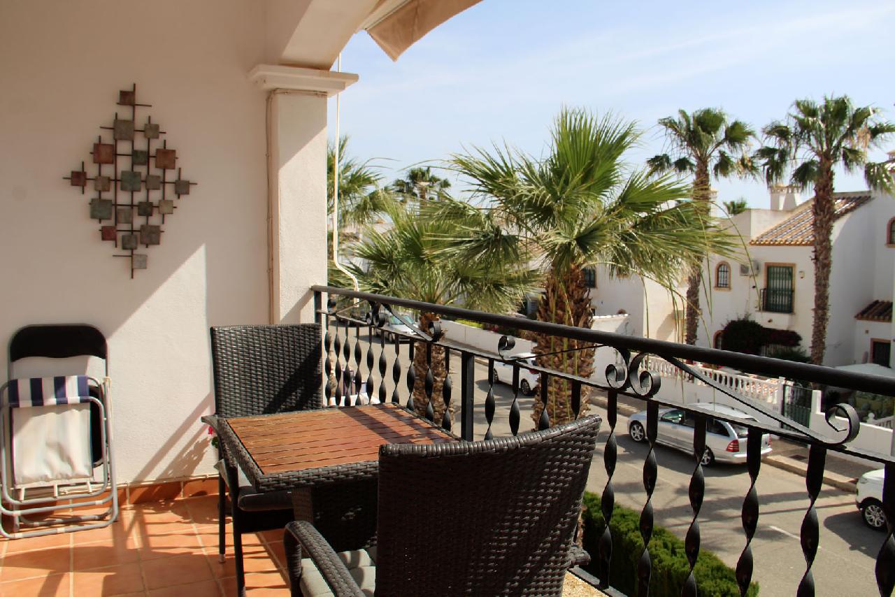 itsh 1653238790ESCMTG ref 1784 mobile 1 Front balcony of the apartment Las Violetas