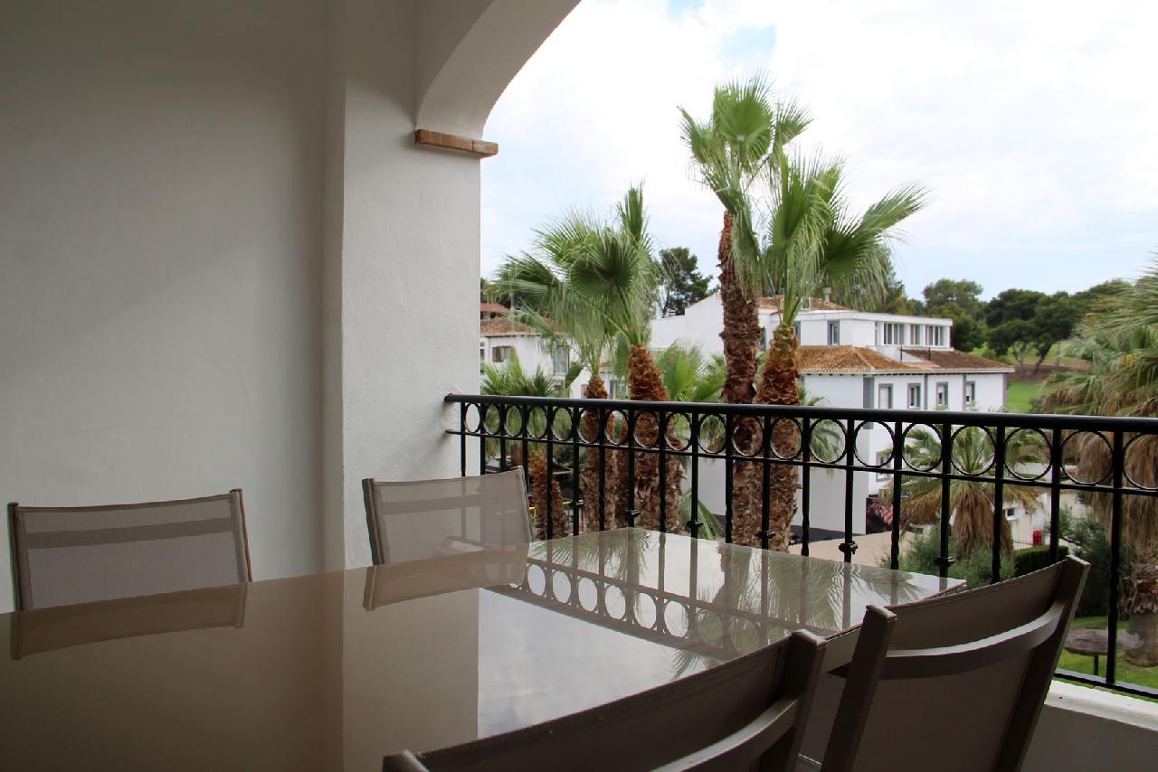 itsh 1623879163GXYZTF ref 1765 mobile 10 Large balcony overlooking the communal pool Villamartin Plaza