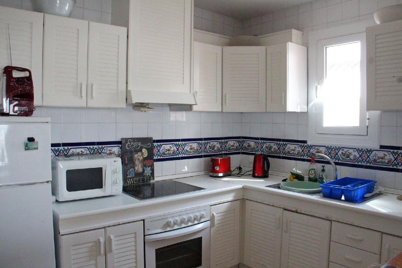 itsh 1680032543JWOXBR ref 1802 7 Fully fitted kitchen Villamartin Plaza