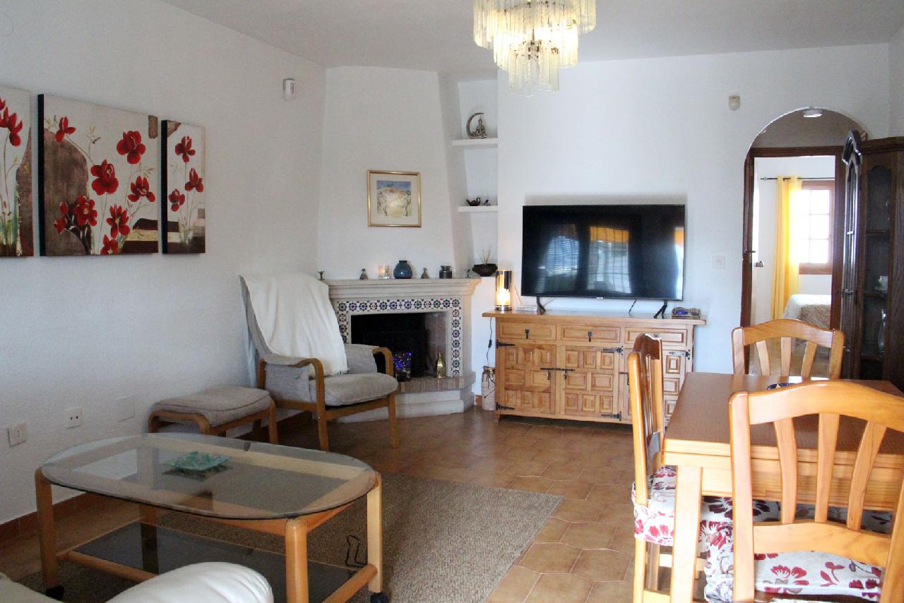 itsh 1743451375VMAEFB ref 1831 mobile 3 Spacious Living Room Villamartin
