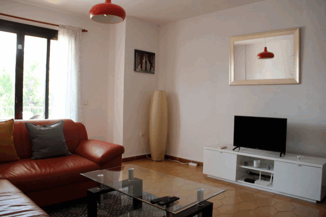itsh 1592602574EHRMJQ ref 1757 3 Living room with UK TV and FREE wifi Villamartin Plaza