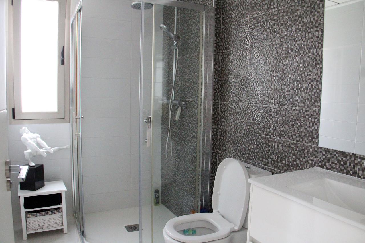 itsh 1646604853FZXOUR ref 1780 11 Large family shower room Villamartin