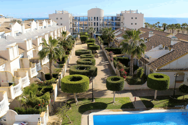 itsh 1521810460ZALDBJ ref 6 mobile 8 More stunning views from the balcony Cabo Roig