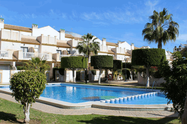 itsh 1521810460ZALDBJ ref 6 mobile 9 Communal pool just outside of the door! Cabo Roig