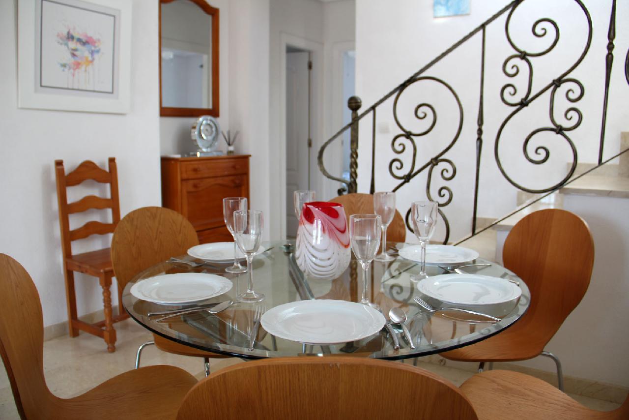 itsh 1678133901ERLBFH ref 1799 mobile 8 Indoor dining area for the Las Violetas villa Las Violetas