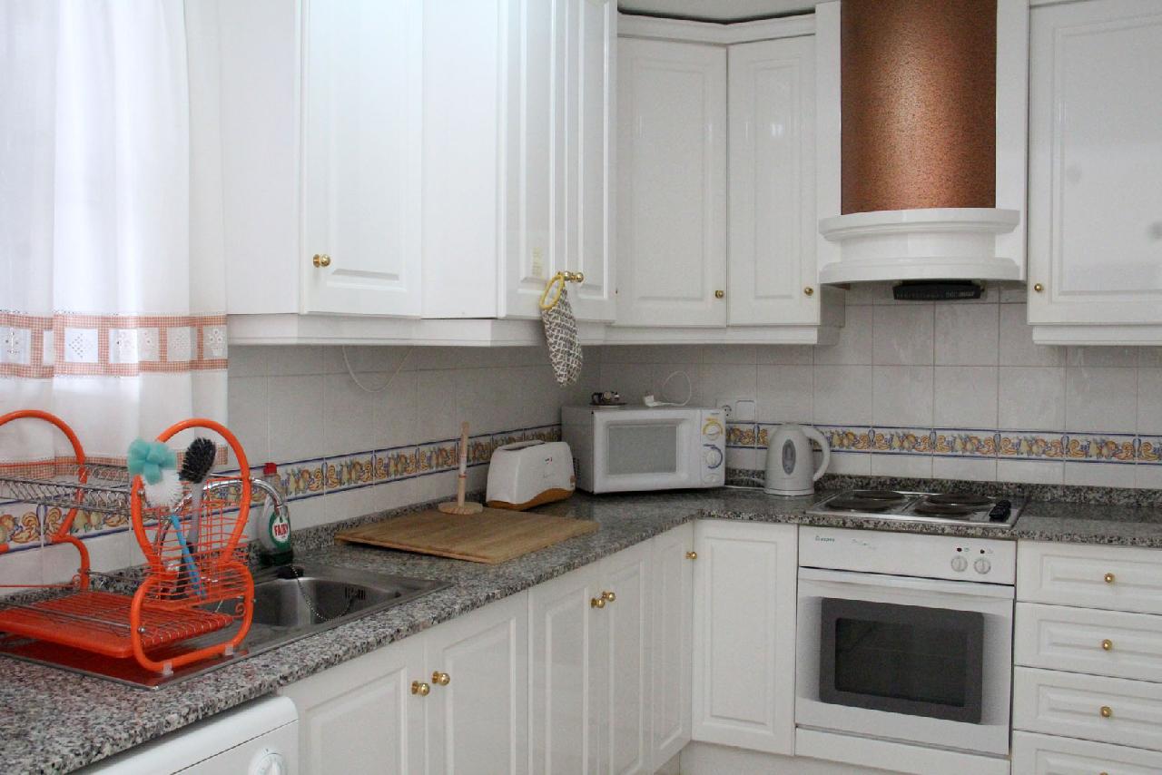 itsh 1675537577MFGATO ref 1798 9 Fully fitted kitchen Villamartin Plaza