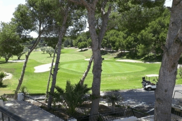itsh 1553510973EQXBPH ref 1697 mobile 17 Villamartin Golf Course Los Dolses