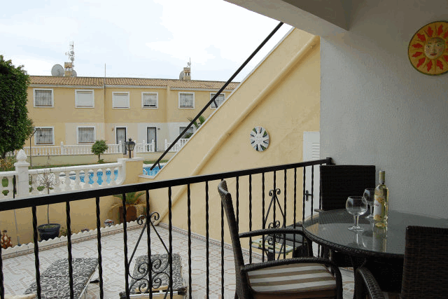 itsh 1522076149FBYWJK ref 1710 4 Terrace for dining and morning coffee Villamartin